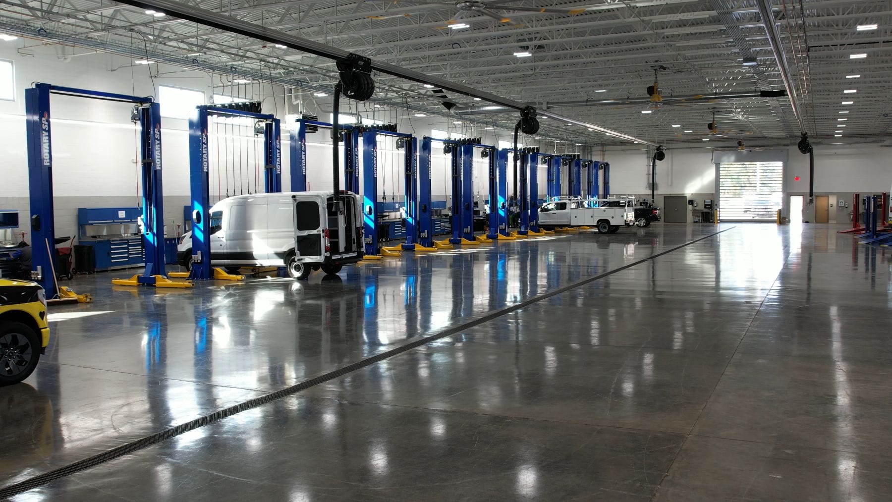 ford-pro-elite-commercial-service-center-of-marysville-bay